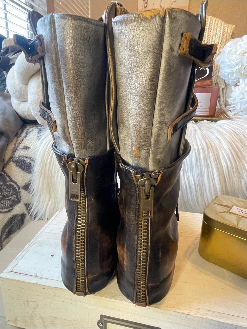 Freebird EUC “Ravi” Mid-Calf Boots in Ice/Brown Distressed Leather MSRP$350 - Picture 4 of 8